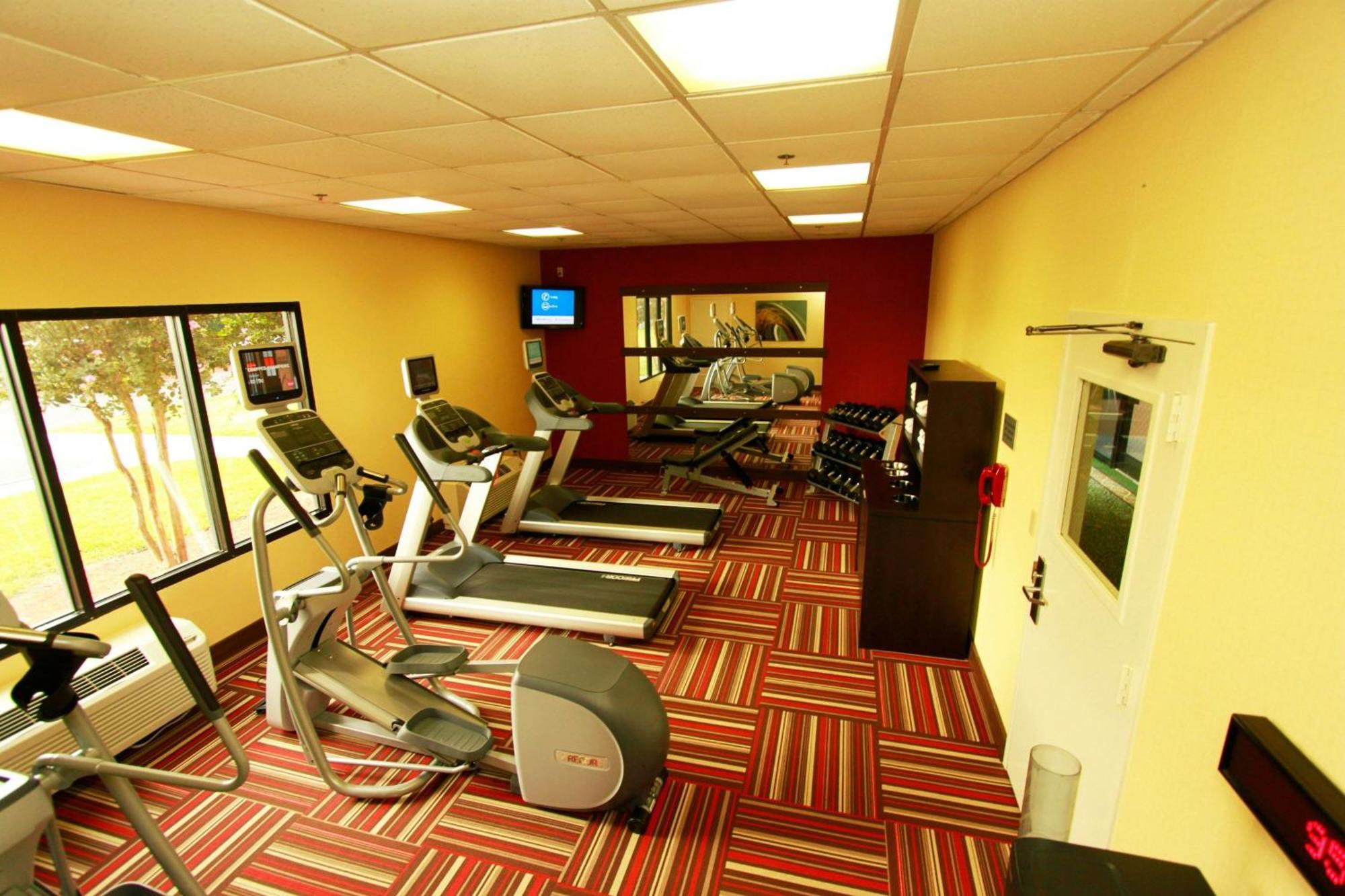 Courtyard By Marriott Jackson Ridgeland Hotel Exterior foto