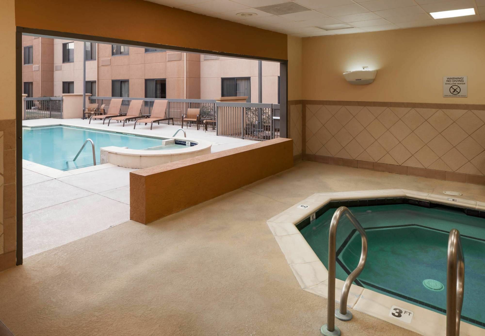 Courtyard By Marriott Jackson Ridgeland Hotel Exterior foto